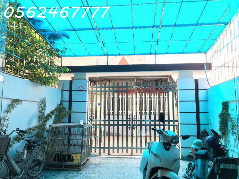 ₫ 6,3 tỷ, Bán nhà 3 tầng x 100m2 ngay phố Nguyễn Đồn, giá 6.3 tỷ