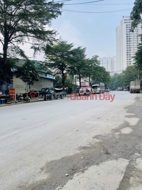 BÁN ĐẤT, QUANG LAI, TỨ HIỆP- THANH TRÌ, 68/78 M2, MẶT TIỀN 4,6 M, GIÁ 22 TỶ. _0