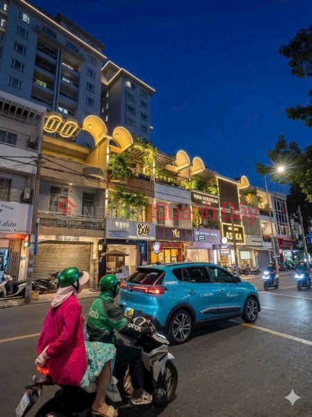 đ 17,5 tỷ, **Bán nhà phường 2, Tân Bình; mặt tiền Phổ Quang, (4x17m) 4 tầng - khu VIP