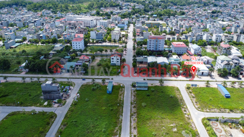 The owner sells 2 plots of land at 90m in Cao Xanh urban area A, Ha Long with cheap price collapsed _0