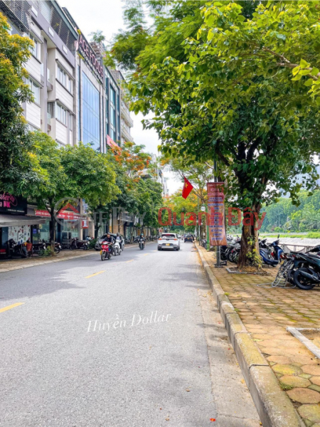 Land for sale on Nguyen Khang street. Huge frontage of 17.6m. Build amazing offices, spas, and businesses. Sales Listings