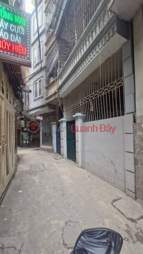 117 Quan Thổ 41m 4 tầng chỉ 7,7 ty, ngõ 3 gác, gần phố, đang kinh doanh _0