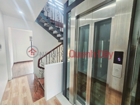 RARE ALLEY FRONTAGE FOR BUSINESS - DAO TAN - BA DINH - 55M X 6 FLOORS WITH ELEVATOR - BEAUTIFUL HOUSE WITH FULL INTERIOR _0