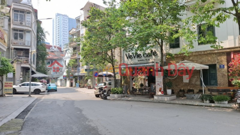 APARTMENT BUILDING FOR SALE - 20 LUXURY ROOMS IN WEST LAKE - CASH FLOW 120 MILLION\/MONTH - Only 21 BILLION _0