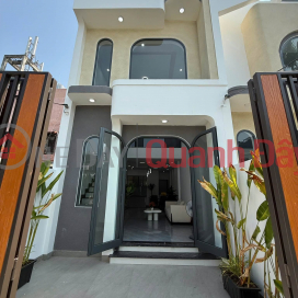 Bán Căn Nhà 2 Tầng - đường Phạm Như Xương - Gần Bệnh Viện Đa Khoa _0