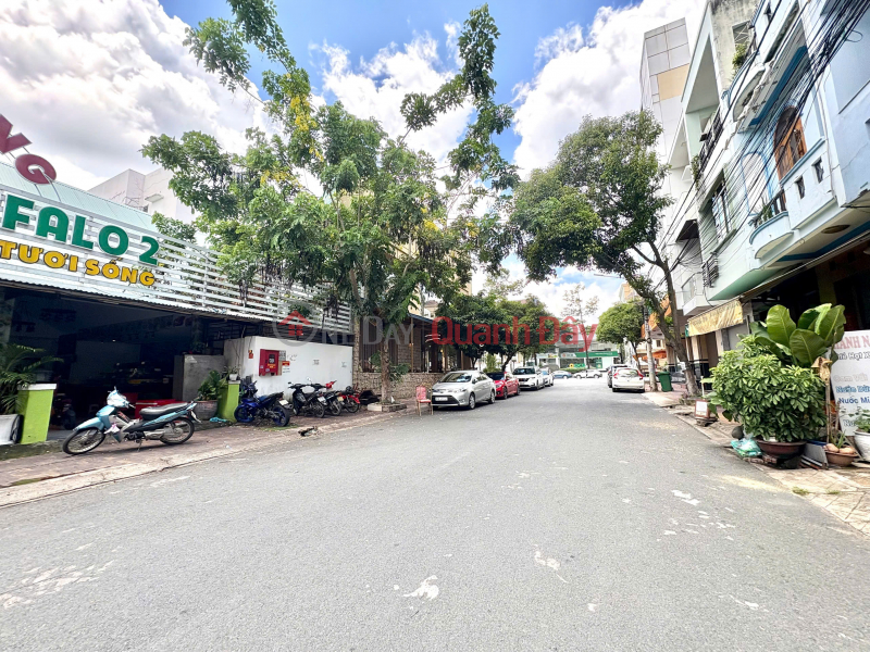 Selling super nice corner lot 18x25 = 450m2 D2D residential area, business location, price 50 billion Sales Listings