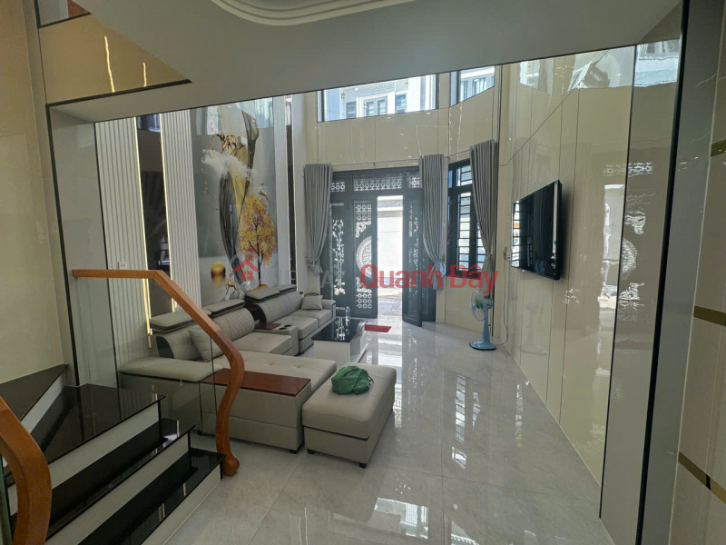 Corner plot with two street frontages on a car-accessible alley off Provincial Road 10 – extremely spacious. | Vietnam Sales | đ 7.8 Billion
