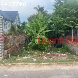 Owner needs to pay debt and urgently sells 190m2 of land adjacent to Ring Road 4, Binh Duong, investment price _0