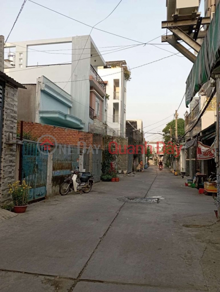 đ 4.75 Billion, 3-storey house 4x17 5m Northeast alley (TCH33) right in To Ky, CVPM Quang Trung only 4.75 billion