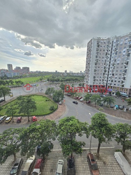 đ 4.78 Billion, 3 BEDROOM CORNER APARTMENT RUBY 1 - FULL HIGH-CLASS FURNITURE GIFT - RED BOOK IN THE SAFE!