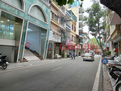 SIÊU PHẨM MAI HẮC ĐẾ SIÊU HIẾM NHÀ BÁN HÀNG XÓM VINCOM BÀ TRIỆU , PHỐ HUẾ.
QUẬN HAI BÀ TRƯNG MẶT PHỐ VIP _0