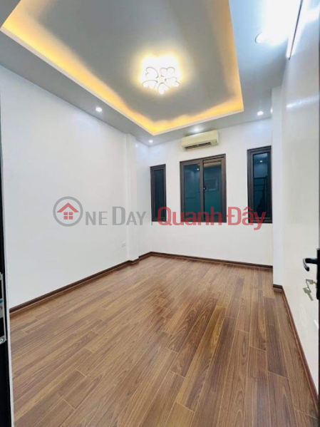 Bán nhà 3 Tầng, Đặng Văn Ngữ, Q.Phú Nhuận - DT lớn 5.8 * 18 - Giá 14 Tỷ. Sales Listings