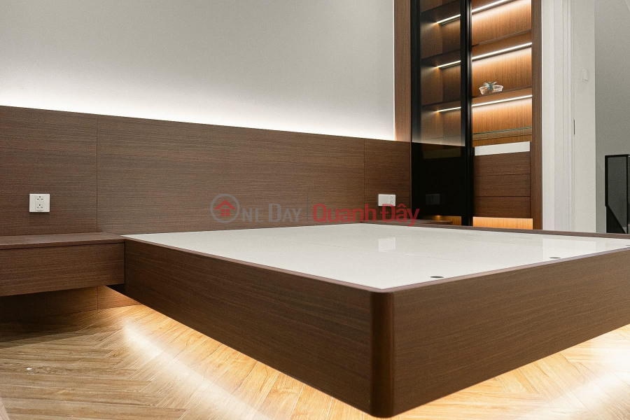 **House for sale in alley 281 Le Van Sy Street, Ward 1, Tan Binh District (3x18m),frontage 5m - 80 million VND\\/m2**, Vietnam, Sales đ 7.8 Billion