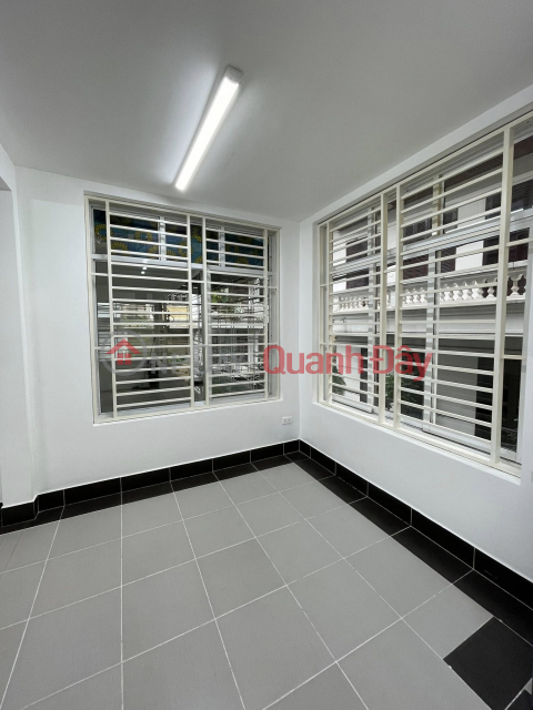 Apartment TT 2nd floor Van Phuc, Ba Dinh 42\/80m2, 3 bedrooms, super VIP area, over 6 billion _0