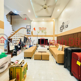 House for sale in Thai Ha, 45m2, near car parking, 5m frontage, fully furnished, beautiful square title, price 8 billion _0