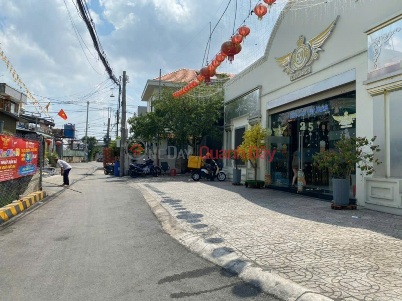 Shocking price, beautiful view, extremely rare right in the center of Thu Duc City. Sales Listings