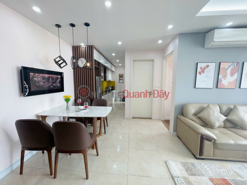 Bán gấp CH 2PN 72m2 Vinhomes D\'Capitale tầng trung tòa C6, full đồ Giá 8 Tỷ TL | Việt Nam, Bán | đ 8 tỷ