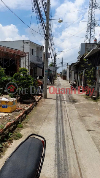 đ 2,8 tỷ, CHÍNH CHỦ Cần Bán Nhà Vị Trí Đẹp Tại Long Hậu, huyện Cần Giuộc, tỉnh Long An