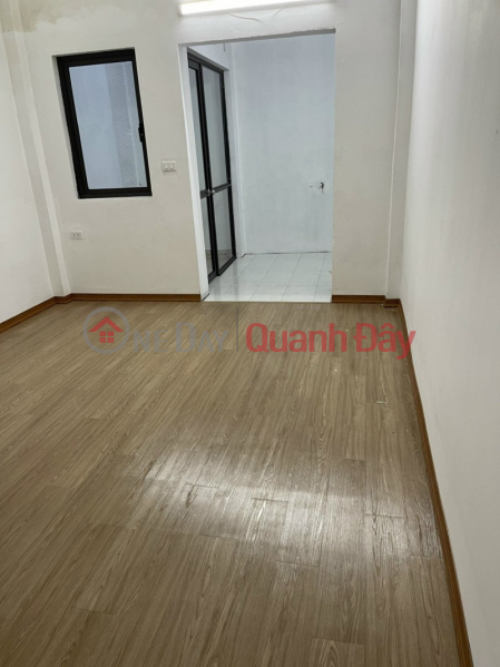 đ 3,5 tỷ | Cơ hội hiếm: Nhà 30m2 5 tầng kinh doanh tại Kim Giang, ô tô qua nhà, giá 3.6 tỷ