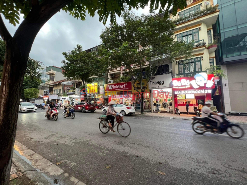Property Search Vietnam | OneDay | Residential, Sales Listings, House on Ngoc Lam Street, Prime Location, Area 300m2, Shocking Discount Price only 140 Million\\/m2.
