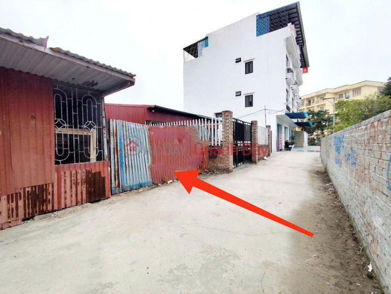 Land for sale at alley 46 Khuc Thua Du 2 - 90m² - 4.5m frontage - car access alley - price 5 billion VND Sales Listings