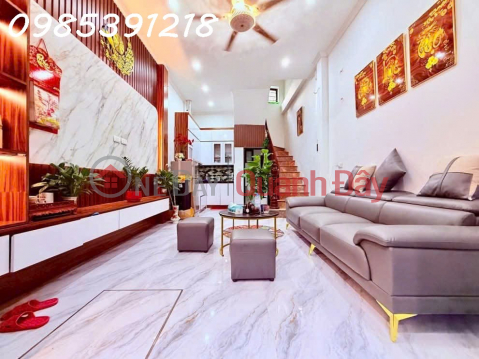 TRUONG DINH HOUSE - 4m FRONTAGE, 35m2, Asking Price 7.3 BILLION (CTL) - 3-STOREY ALLEY, WIDE, OPEN - PRIVATE YARD, NO COMMON GATE _0