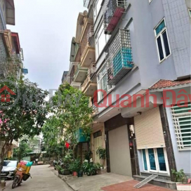 PHÂN LÔ - Ô TÔ TRÁNH - Ở SƯỚNG - VỈA HÈ - NHÀ ĐẸP KINH DOANH - CÁCH HỒ LINH ĐÀM CHỈ 30M _0