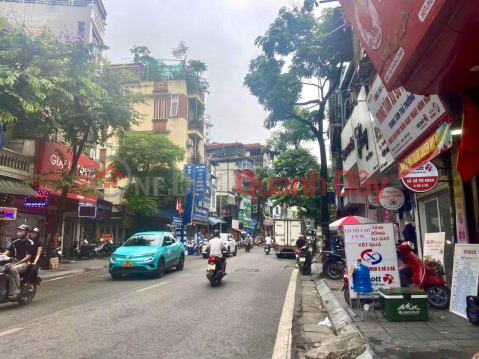 STREET FRONT - BEAUTIFUL NEW HOUSE - CORNER LOT - ELEVATOR - CURRENTLY RENTING FROM BANK FOR 70 MILLION VND 1 MONTH _0