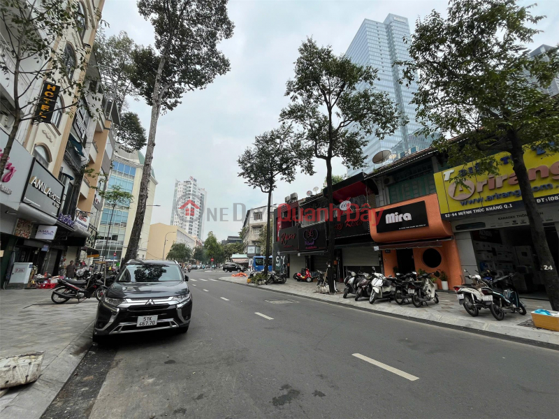 Bán Nhà Mặt Tiền Huỳnh Thúc Kháng, Quận 1, DT: 4,5x18m giá 90 tỷ Việt Nam, Bán, đ 90 tỷ