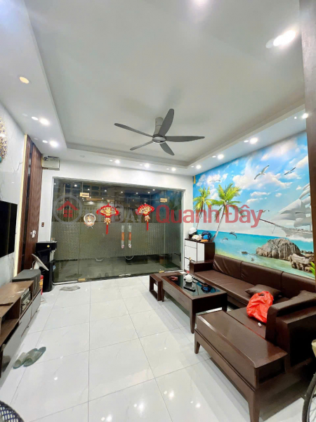 Hàng hiếm tại PHỐ DỊCH VỌNG CẦU GIẤY 60m 5 tầng THANG MÁY giá 13.5 tỷ, Dòng Tiền., Việt Nam Bán, đ 16 tỷ