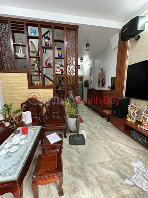 BEAUTIFUL HOUSE FOR SALE IN THE CENTER OF DONG NGAC WARD - AREA 34M2 - 5 FLOORS PRICE 6 BILLION - NEAR CAR _0