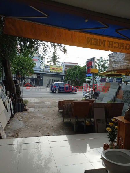 OWNER Needs to Sell a House with Frontage for Business in Can Giuoc Town, Can Giuoc District, Long An | Vietnam Sales | đ 10.9 Billion