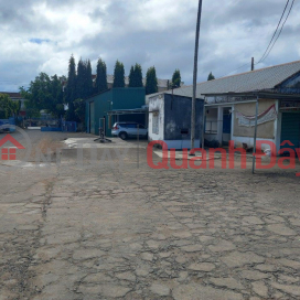 Beautiful Land - Good Price - Need to Sell Quickly 2 plots of land with beautiful location fronting Le Duan street _0