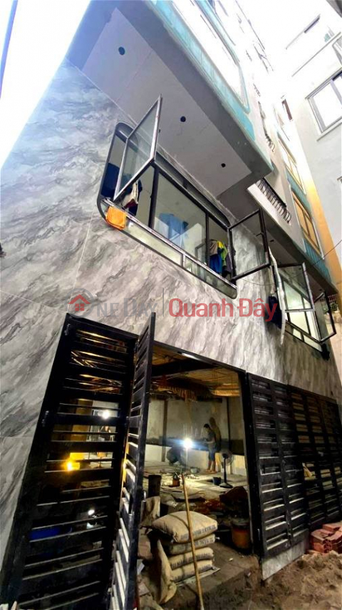 Townhouse for sale on Nguyen Ngoc Vu, Cau Giay District. 120m, 9-storey building, 9.2m frontage, outside price 23 billion. Commitment to Real Photos _0