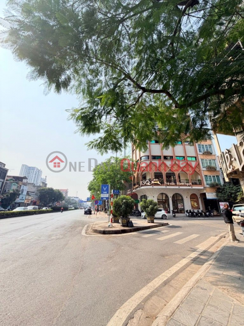 Duy nhất 1 căn ! chỉ nhỉnh 3 tỷ nhà c4 Nguyễn Văn Cừ, oto gần, sổ đỏ cất két. _0