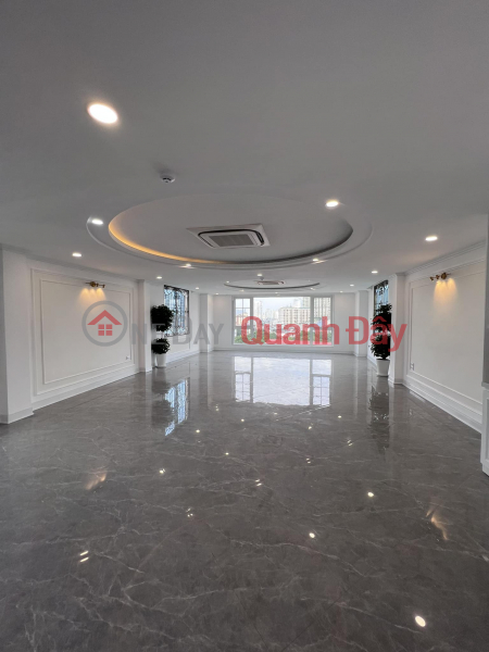 đ 30 Billion, Selling Office Building on Huynh Thuc Khang Street 75m2, 8 Floors of elevator Vip corner lot