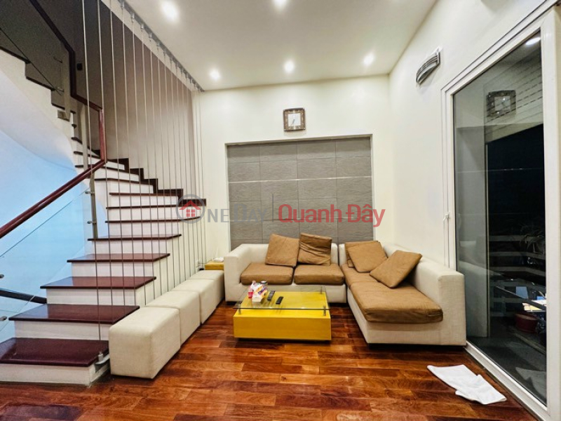 House for sale in Ba Dinh, 50m to the street, people built it themselves, full furniture given. Area 43m2, 5 floors, price negotiable. Sales Listings