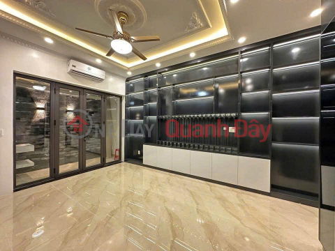 Bán nhà mặt đường Hoàng Ngọc Phách - 92m 5 tầng, Thang Máy, Giá 11.95 tỉ _0