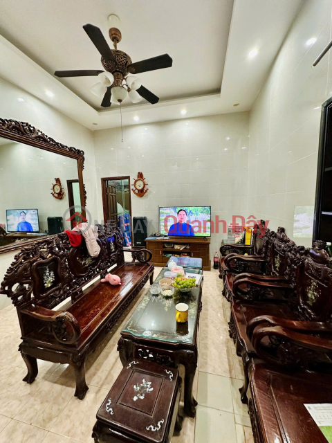 OWNER SELLING HOUSE at alley 31 Nguyen Cao, Hai Ba Trung - Abundant amenities - Near Hoan Kiem Lake _0