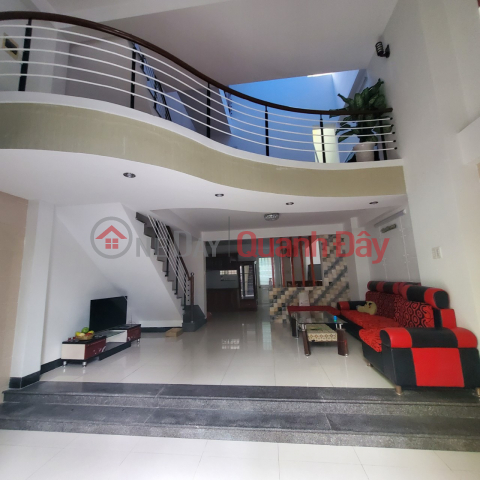 2.5-storey house for rent with car entrance in LA - Hoa Cuong Bac near Nui Thanh, 7m car entrance near main road _0