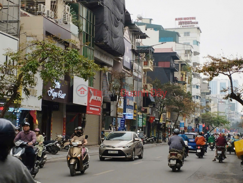 Bach Mai street frontage, Hai Ba Trung, wide sidewalk, bustling business, majestic corner lot, 58 m2, 4 floors, 21 billion Sales Listings