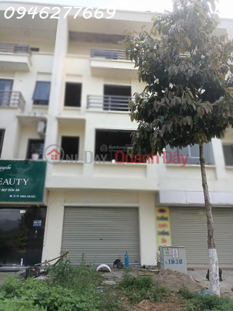 Townhouse for sale on Tran Hung Dao Avenue, Lao Cai City. Area 101.3m2, 4-storey rough construction _0