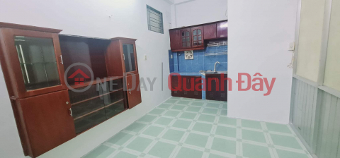 65M2 - 6M ALley - RESIDENTIAL AREA - SECURITY - SQUARE WINDOWS _0