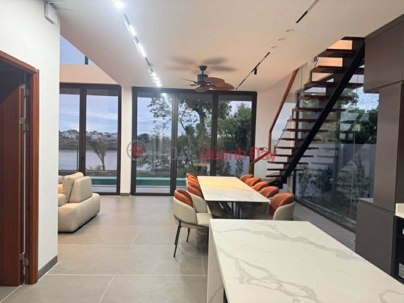 đ 38 Billion, Long Bien resort villa, 800m², 30m frontage, swimming pool, pickleball, suitable for both living and business.