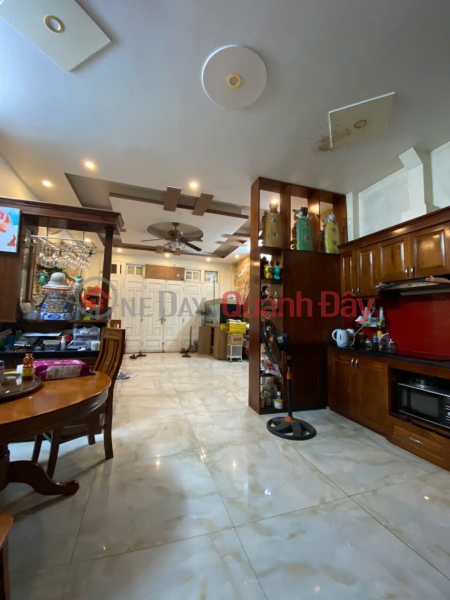 Property Search Vietnam | OneDay | Residential Sales Listings | House for sale on Nguyen Van Cu, Long Bien, 50m2, frontage 5m, price 8.5 billion, car for business