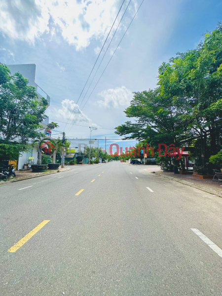Move to 2 lots adjacent to Pham Hung Street, North Phan Thiet Shopping Center Area Sales Listings