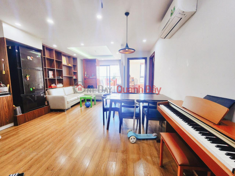 Very rare 3.65 billion Central Point Trung Kinh Apartment 68m2 2 bedrooms 2WC, high-class facilities Sales Listings
