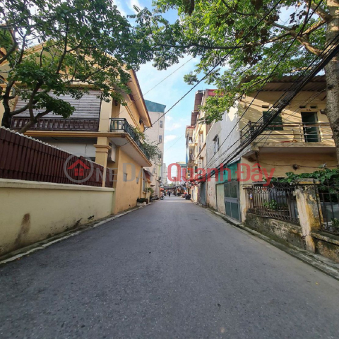 Newly built 5-story house for sale in Trau Quy, Gia Lam – prime location, car access, 51m2. Contact 0989894845 _0