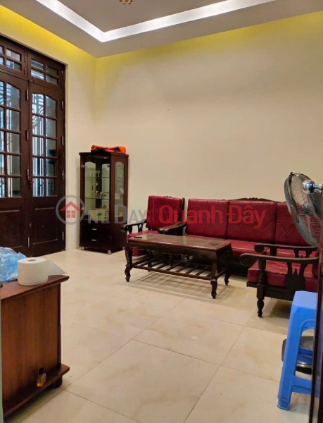 BEAUTIFUL HOUSE WITH PARKING CAR AT THE DOOR OF TRAN QUOC HOAN STREET - CAU GIAY. Area: 54M2, FRONTAGE 5M, 4-STORY BUILDING. RED BOOK Sales Listings