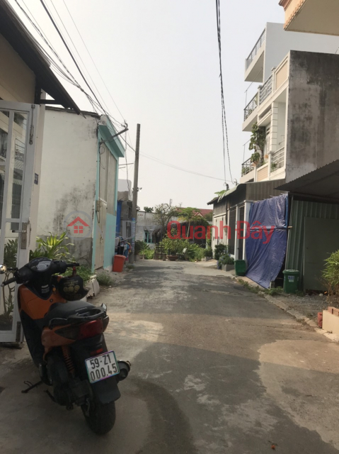 Level 4 house near La Xuan Oai street: Modern facilities, prime location _0